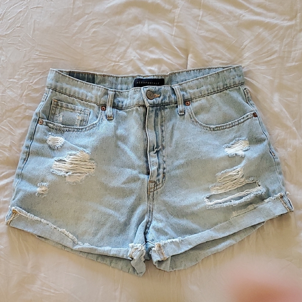 Aeropostale Mom Short Distressed Light Blue Denim sz12
